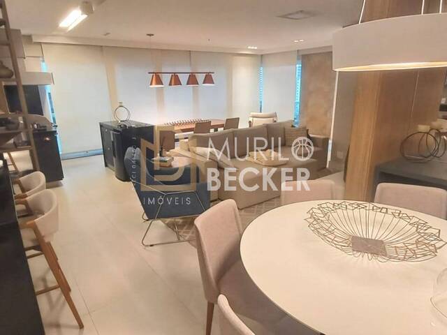 Apartamento para Venda em São José dos Campos - 2