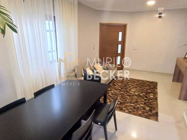 Casa para Venda em Jacareí - 4