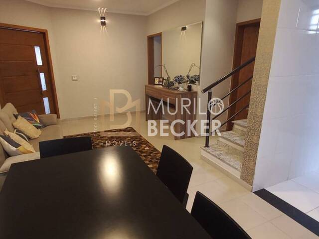 Casa para Venda em Jacareí - 3