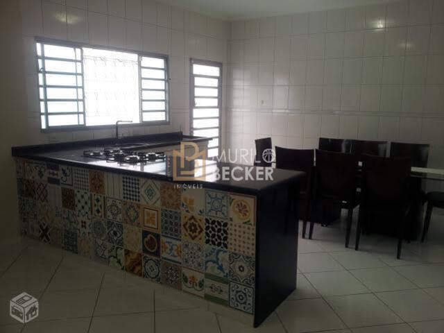 Casa para Venda em São José dos Campos - 4