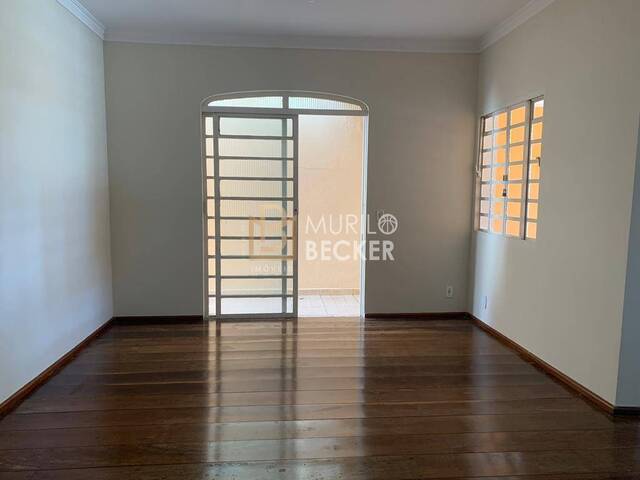 Casa para Venda em São José dos Campos - 5