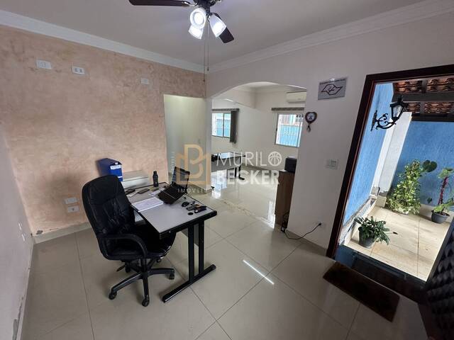 Casa para Venda em São José dos Campos - 2