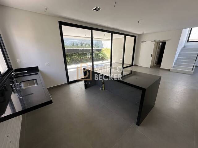 Casa em condomínio para Venda em São José dos Campos - 5