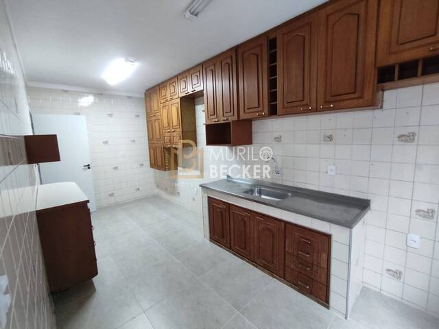 Casa para Venda em São José dos Campos - 4