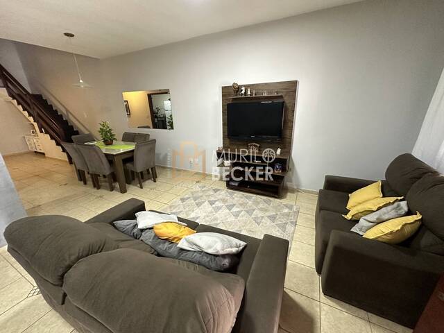 Casa para Venda em São José dos Campos - 3