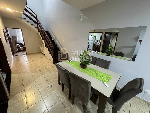 Casa para Venda em São José dos Campos - 4