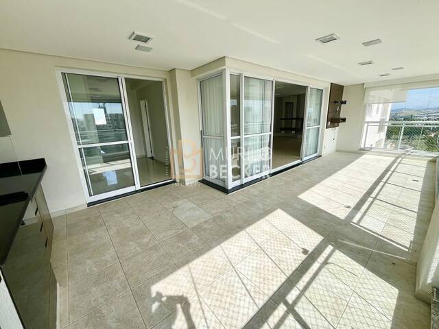 Apartamento para Venda em São José dos Campos - 2