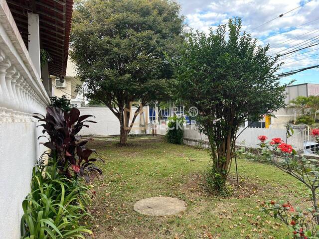 Casa para Venda em São José dos Campos - 3