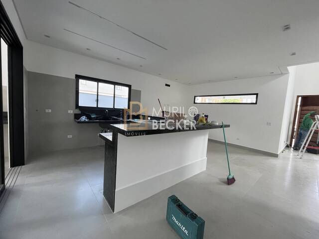 Casa em condomínio para Venda em São José dos Campos - 2