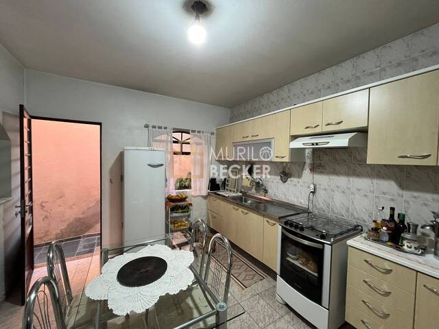 Casa para Venda em São José dos Campos - 4