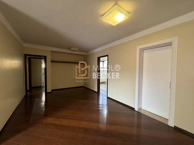 Apartamento para Venda em São José dos Campos - 3