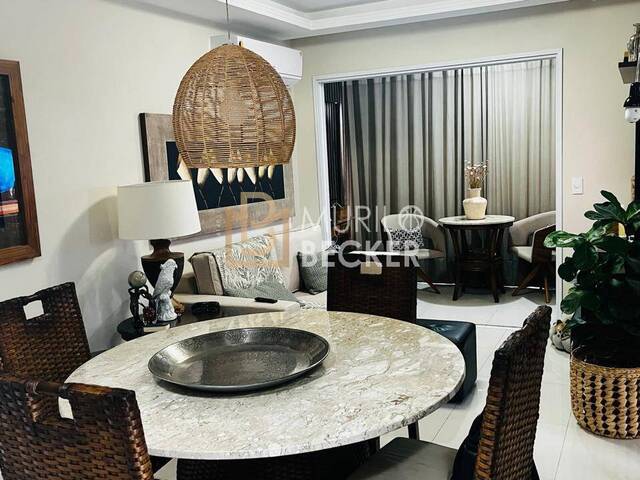 Apartamento para Venda em São José dos Campos - 2