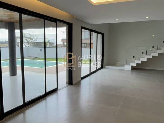 Casa em condomínio para Venda em São José dos Campos - 4