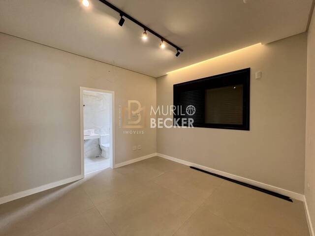 Casa em condomínio para Venda em São José dos Campos - 3