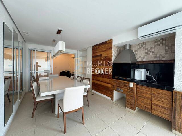 Apartamento para Venda em São José dos Campos - 2