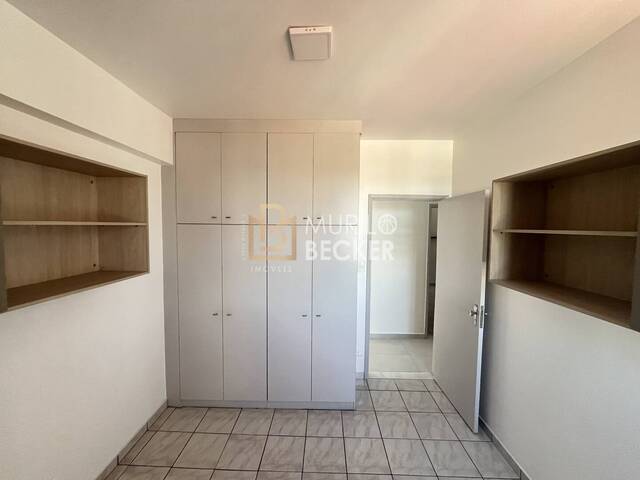 Apartamento para Venda em São José dos Campos - 2