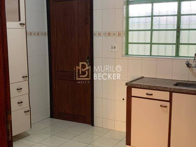 Casa para Venda em São José dos Campos - 4