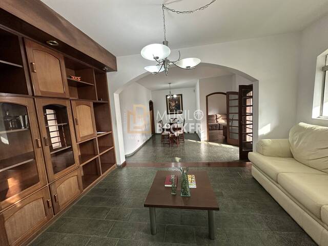 Casa para Venda em São José dos Campos - 4