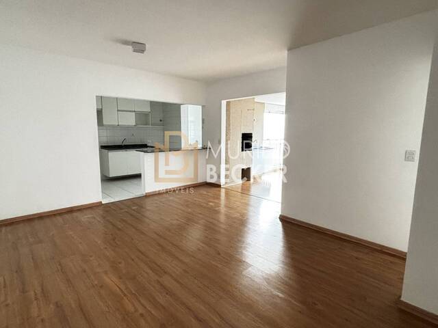 Apartamento para Venda em São José dos Campos - 3