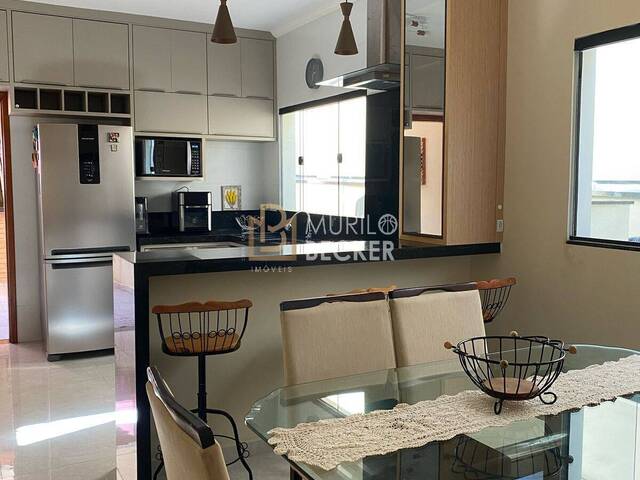 Casa para Venda em São José dos Campos - 4