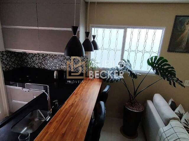 Casa para Venda em São José dos Campos - 2