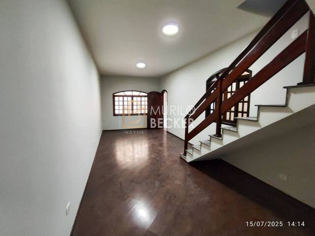 Casa para Venda em São José dos Campos - 3