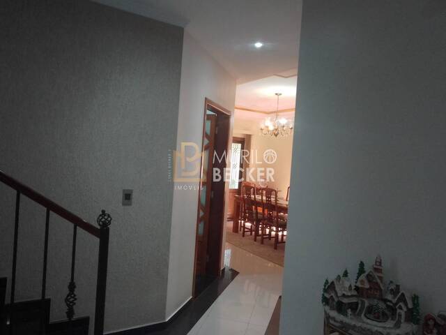 Casa para Venda em São José dos Campos - 5