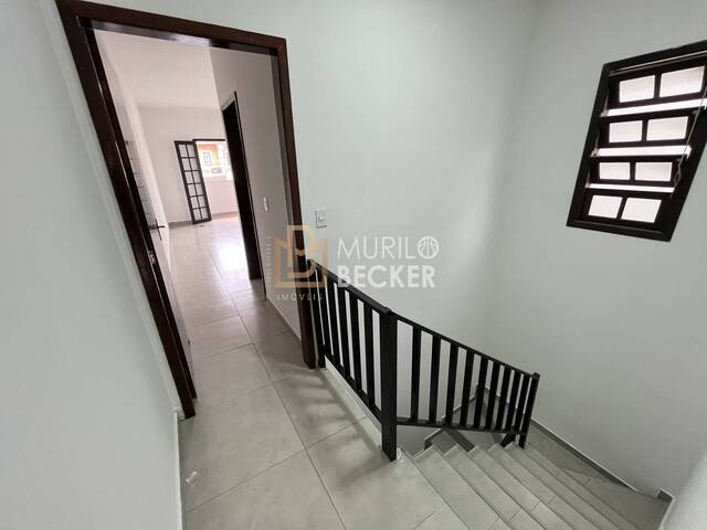 Casa para Venda em São José dos Campos - 4