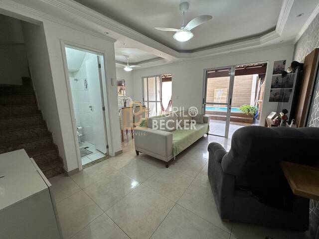 Casa em condomínio para Venda em Jacareí - 3