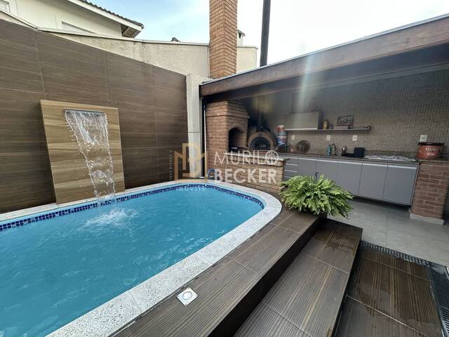 Venda em Condomínio Residence Club - Jacareí
