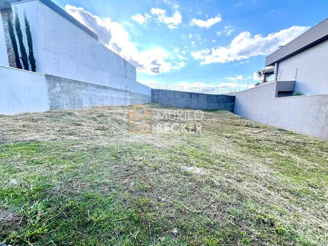 Venda em Condomínio Residencial Mantiqueira - São José dos Campos