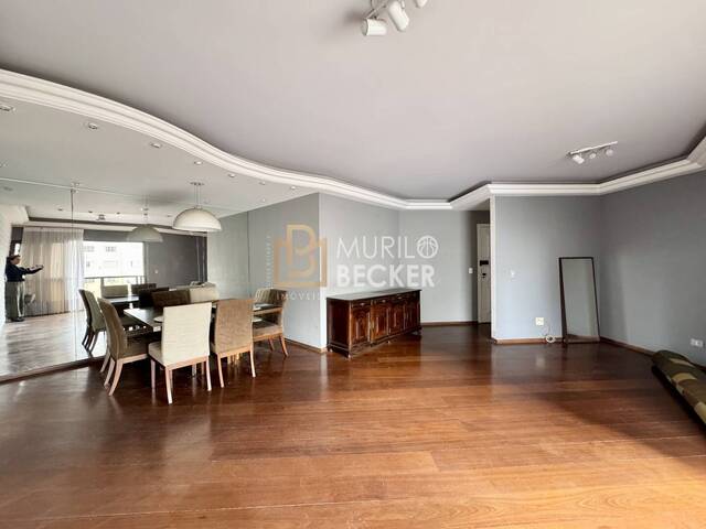 Apartamento para Venda em São José dos Campos - 2