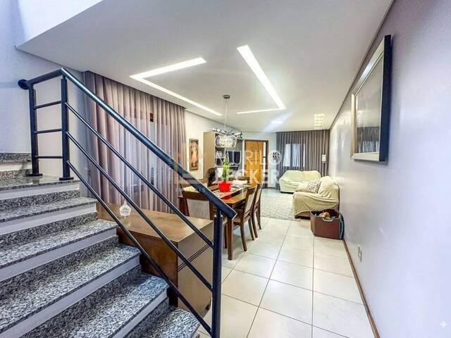 #CA4335 - Casa para Venda em São José dos Campos - SP - 2