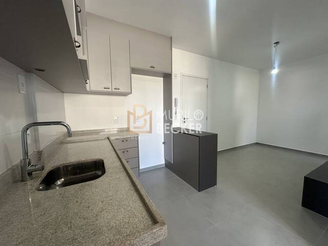 Apartamento para Venda em São José dos Campos - 2