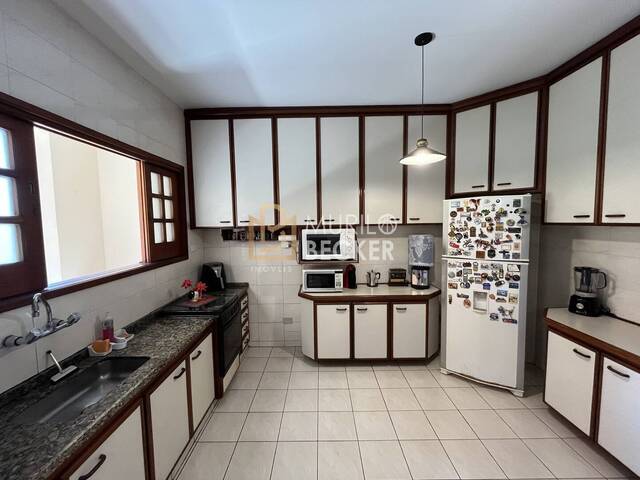 Casa para Venda em São José dos Campos - 4