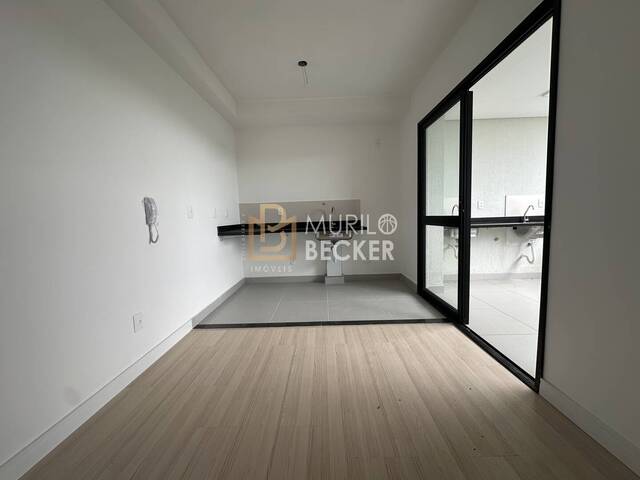 Apartamento para Venda em São José dos Campos - 4