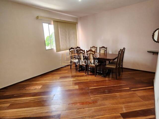 Apartamento para Venda em São José dos Campos - 2