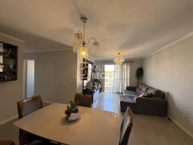 Apartamento para Venda em São José dos Campos - 2