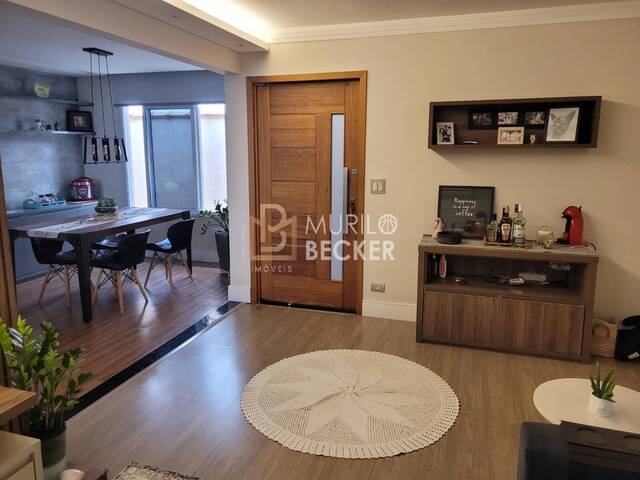 Casa para Venda em São José dos Campos - 2