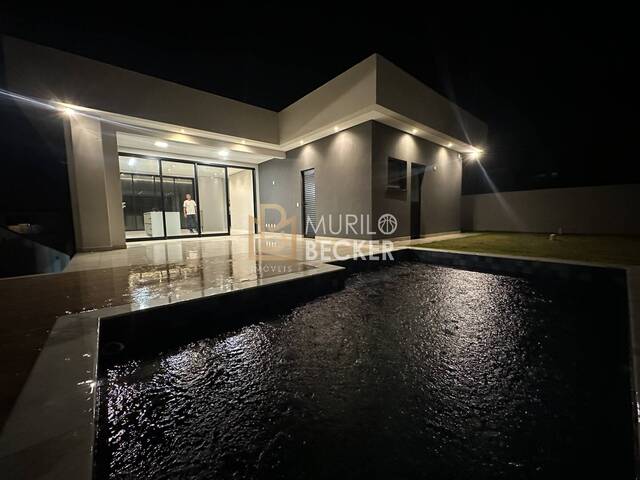 Casa em condomínio para Venda em São José dos Campos - 2