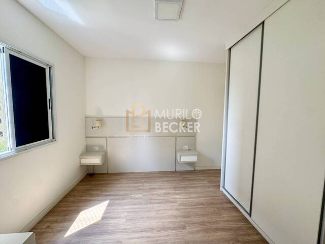 Apartamento para Venda em São José dos Campos - 2