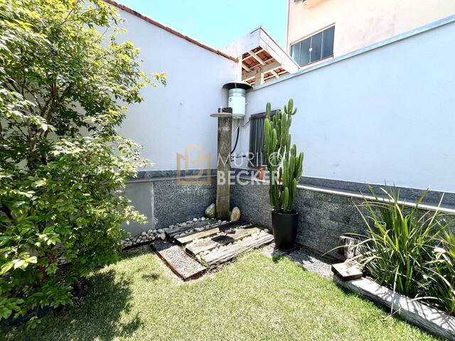 Casa para Venda em São José dos Campos - 4