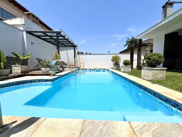 Casa para Venda em São José dos Campos - 3