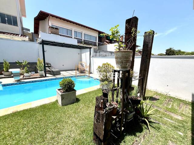 Casa para Venda em São José dos Campos - 2