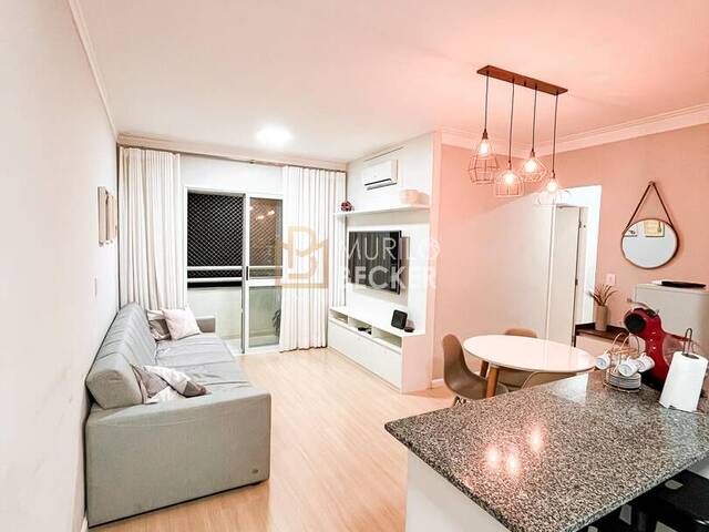 Apartamento para Venda em São José dos Campos - 2