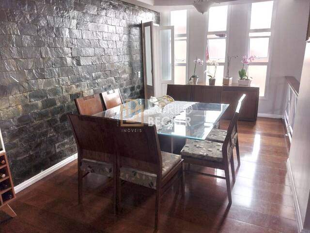 Casa para Venda em São José dos Campos - 4