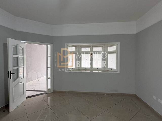 Casa para Venda em São José dos Campos - 4