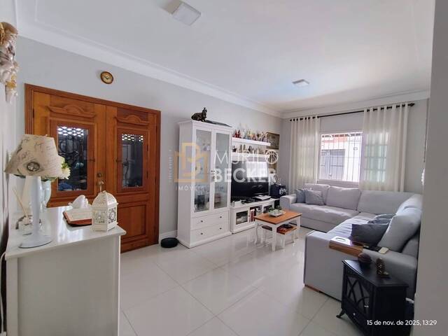 Casa para Venda em São José dos Campos - 2