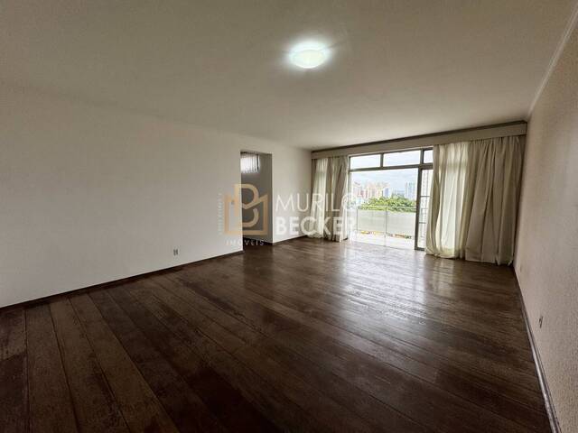 Apartamento para Venda em São José dos Campos - 2