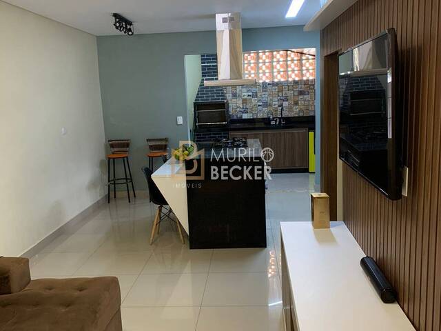 Casa para Venda em São José dos Campos - 2